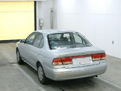 NISSAN　SUNNY